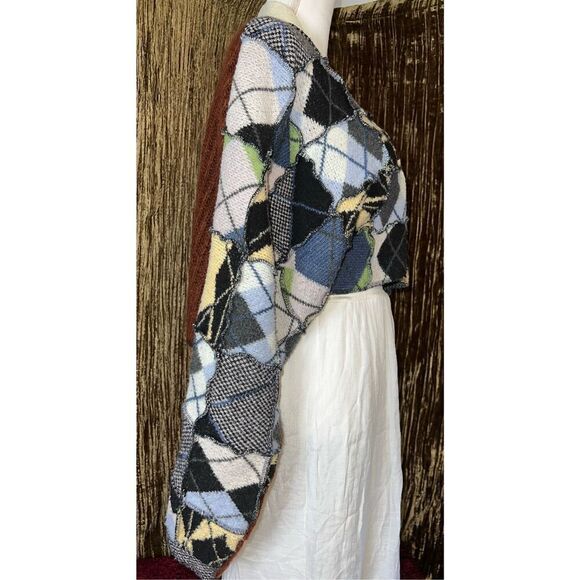 Urban Outfitters Oversized Cropped Patchwork Sweater XS - Picture 3 of 9